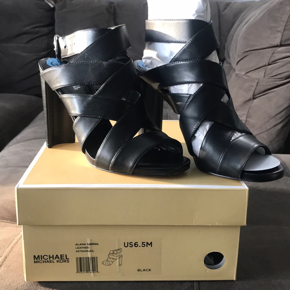 MICHAEL KORS Alana Sandal Leather